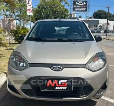 FIESTA 1.6 MPI Class Hatch 8V