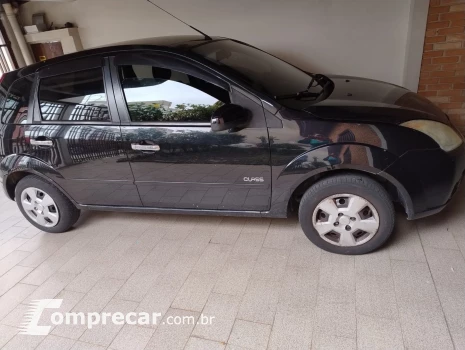 FIESTA 1.6 MPI Class Hatch 8V