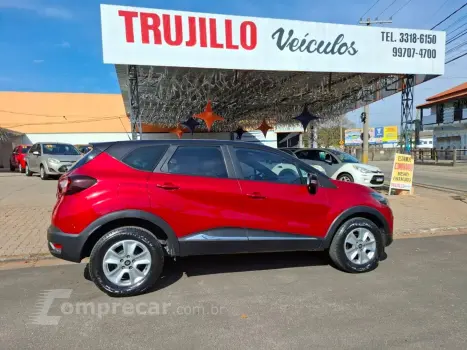 Renault Captur 1.6 16V Sce Flex Life X-Tronic 4 portas