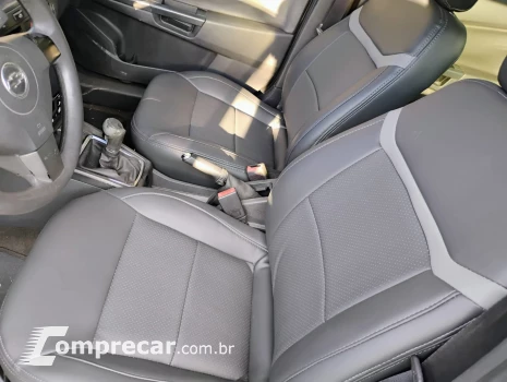 VECTRA 2.0 MPFI Expression 8V