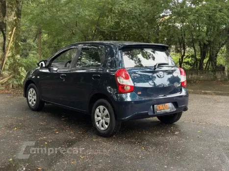 ETIOS 1.5 XS 16V FLEX 4P MANUAL