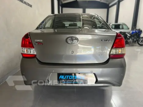 Etios Sedan 1.5 16V 4P FLEX X AUTOMÁTICO