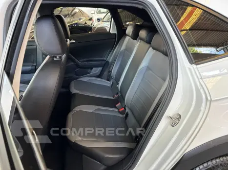 Nivus Highline 1.0 200 TSI Flex Aut.