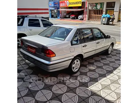 VERSAILLES 2.0 GL 8V GASOLINA 4P MANUAL