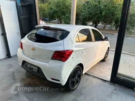 ONIX HATCH LT 1.4 8V FlexPower 5p Aut.