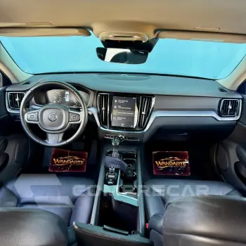 S60 T-4 MOMENTUM 2.0 190cv 4p