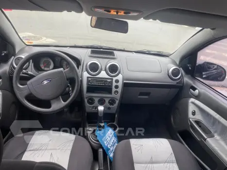 FIESTA 1.6 MPI Class Hatch 8V