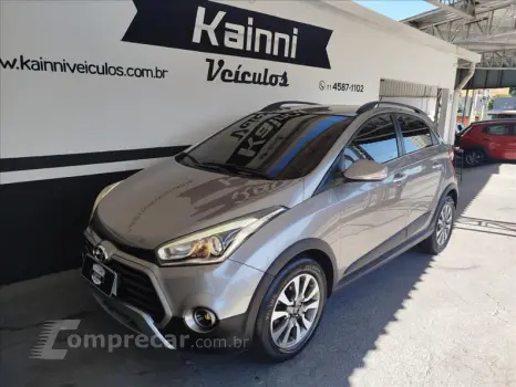 Hyundai HB20X 1.6 16V Premium 4 portas