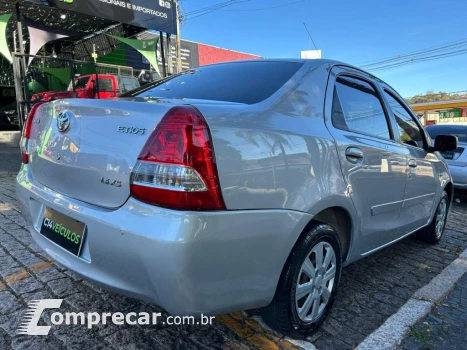 ETIOS XS Sedan1.5 Flex 16V 4p Mec.