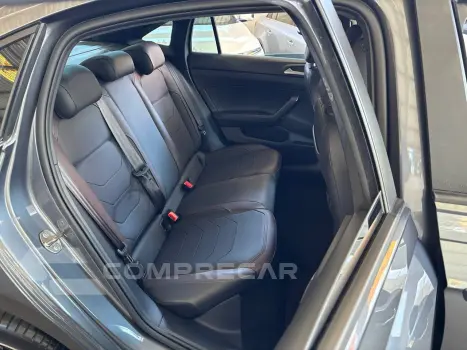 VIRTUS Highline 200 TSI 1.0 Flex 12V Aut