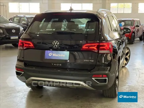 TAOS 1.4 250 TSI TOTAL FLEX HIGHLINE AUTOMÁTICO