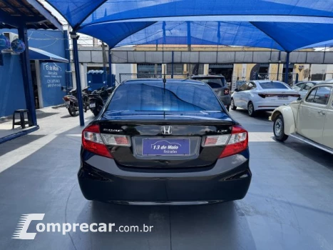 CIVIC - 1.8 LXS 16V 4P AUTOMÁTICO