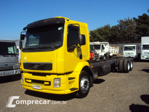 Volvo Volvo Vm 220 EURO 5 2 portas