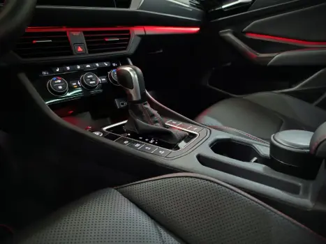 JETTA 2.0 350 TSI GASOLINA GLI DSG