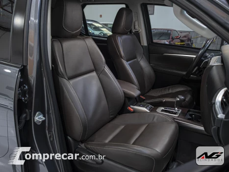 HILUX SW4 2.7 SRV 7 Lugares 4X2 16V