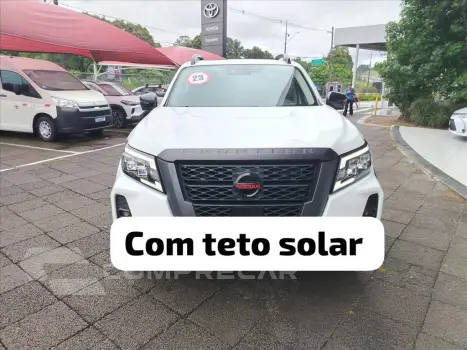 NISSAN FRONTIER 2.3 16V TURBO DIESEL PRO4X CD 4X4 AUTOMÁ 4 portas