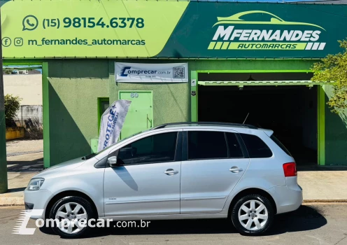 Volkswagen SPACEFOX 1.6 MI Trend 8V 4 portas