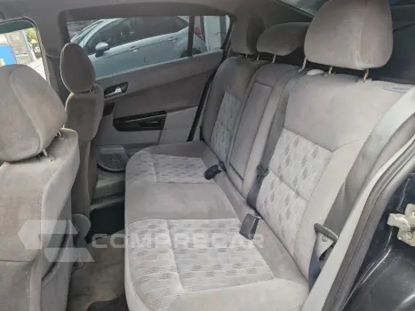 VECTRA 2.0 MPFI ELEGANCE 8V FLEX 4P MANUAL