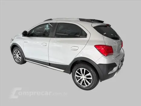 ONIX 1.4 MPFI ACTIV 8V FLEX 4P AUTOMÁTICO