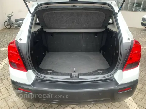 TRACKER LT 1.8 16V Flex 4x2 Aut.