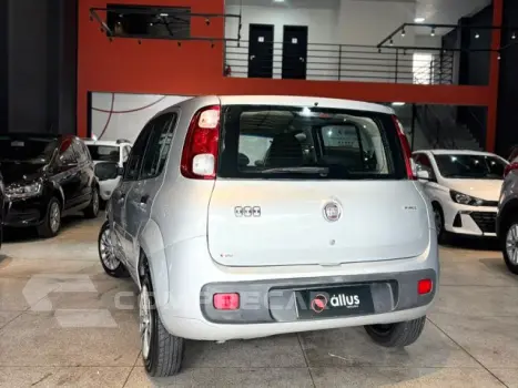 UNO - 1.0 VIVACE 8V 4P MANUAL