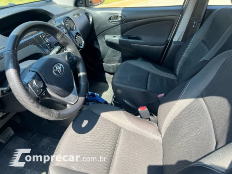 ETIOS 1.5 XS Sedan 16V