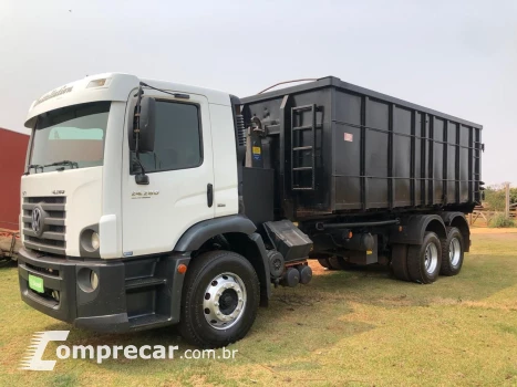 Volkswagen 24-280 CONSTELLATION 6x2 2 portas
