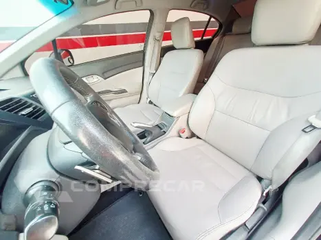 Civic Sedan LXR 2.0 Flexone 16V Aut. 4p