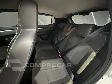 Kwid KWID OUTSIDER 1.0 Flex 12V 5p Mec.