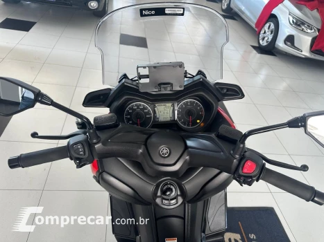 XMAX 250 ABS