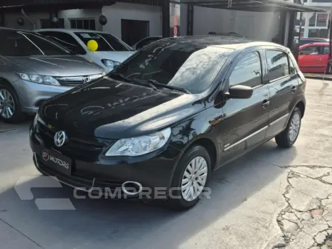Volkswagen GOL - 1.0 MI 8V 4P MANUAL G.V 4 portas