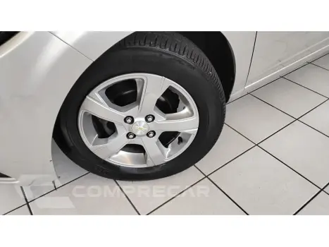 ONIX 1.4 MPFI LT 8V FLEX 4P AUTOMATICO