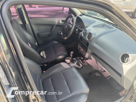 SAVEIRO 1.8 MI Sportline CS 8V G.IV