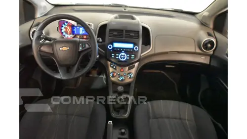 SONIC HATCH - 1.6 LT 16V 4P MANUAL