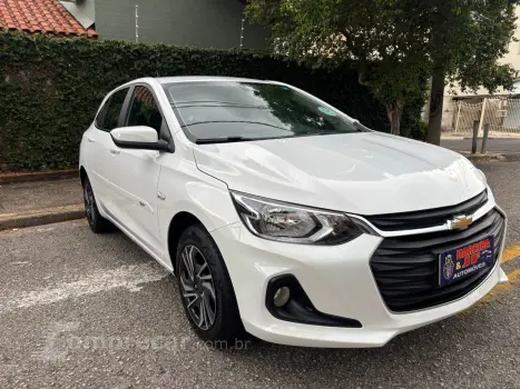 CHEVROLET ONIX 1.0 LT 4 portas