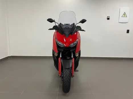 YAMAHA XMAX ABS