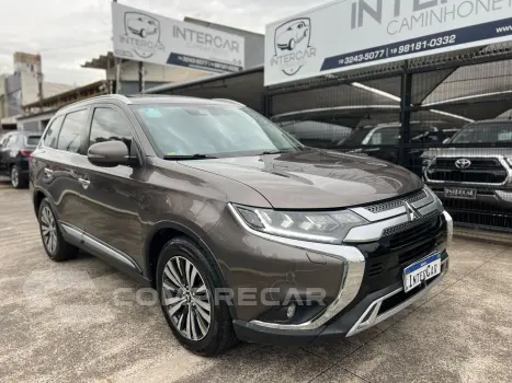 OUTLANDER 2.2 Mivec Di-d Hpe-s AWD