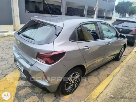 ONIX HATCH LT 1.0 12V Flex 5p Mec.