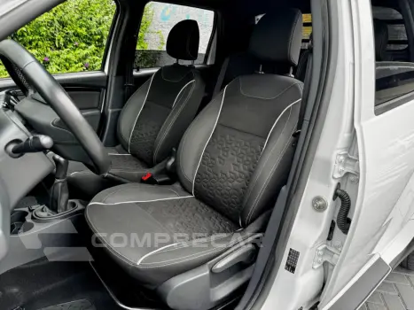DUSTER OROCH 1.6 16V SCE FLEX DYNAMIQUE MANUAL