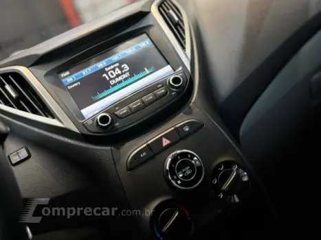 HB20S - 1.6 COMFORT PLUS 16V 4P AUTOMÁTICO