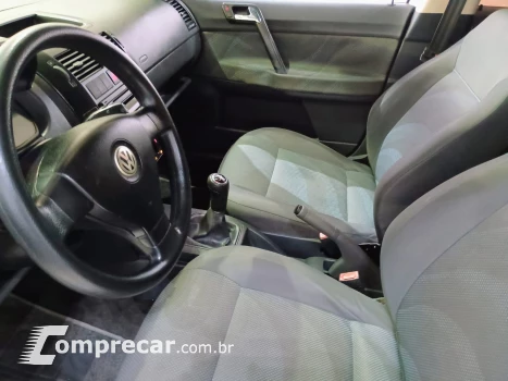 POLO SEDAN 1.6 MI 8V