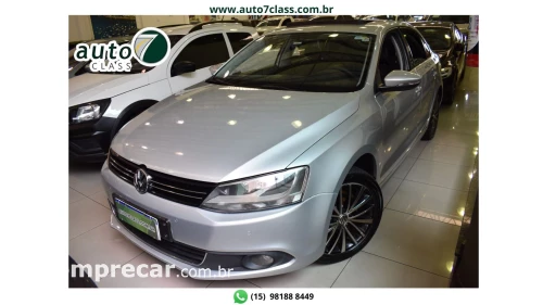 Volkswagen JETTA - 2.0 TSI HIGHLINE 200CV 4P TIPTRONIC 4 portas