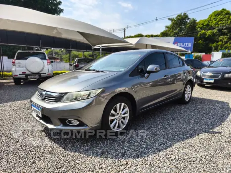 Honda CIVIC 1.8 LXS 16V 4 portas