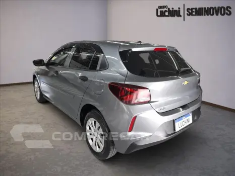 ONIX 1.0 TURBO FLEX AUTOMÁTICO