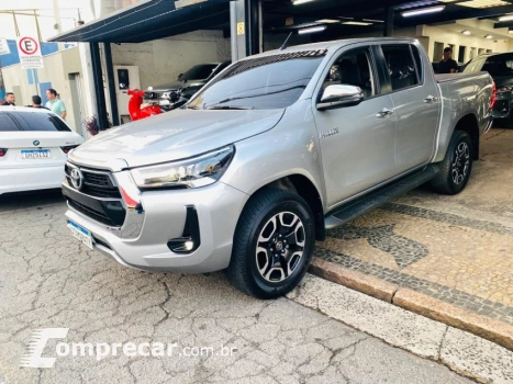 Toyota HILUX 2.8 D-4d Turbo CD SRV 4X4 4 portas