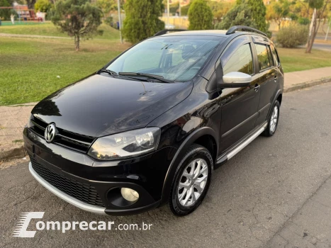 Volkswagen SpaceCross 1.6 4 portas