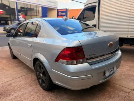 Vectra Elegan. 2.0 MPFI 8V FlexPower Aut