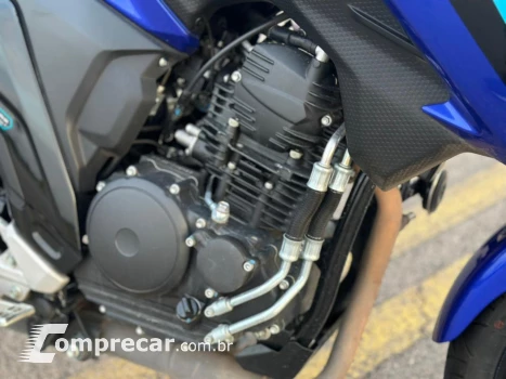 FZ25 FAZER