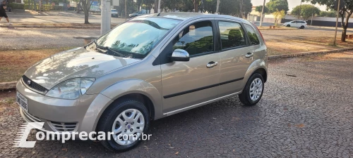 FIESTA 1.6 MPI Class Hatch 8V