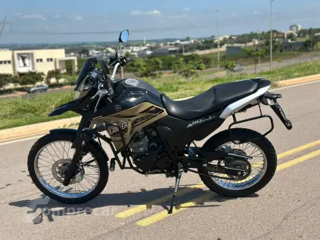 XTZ 250 LANDER